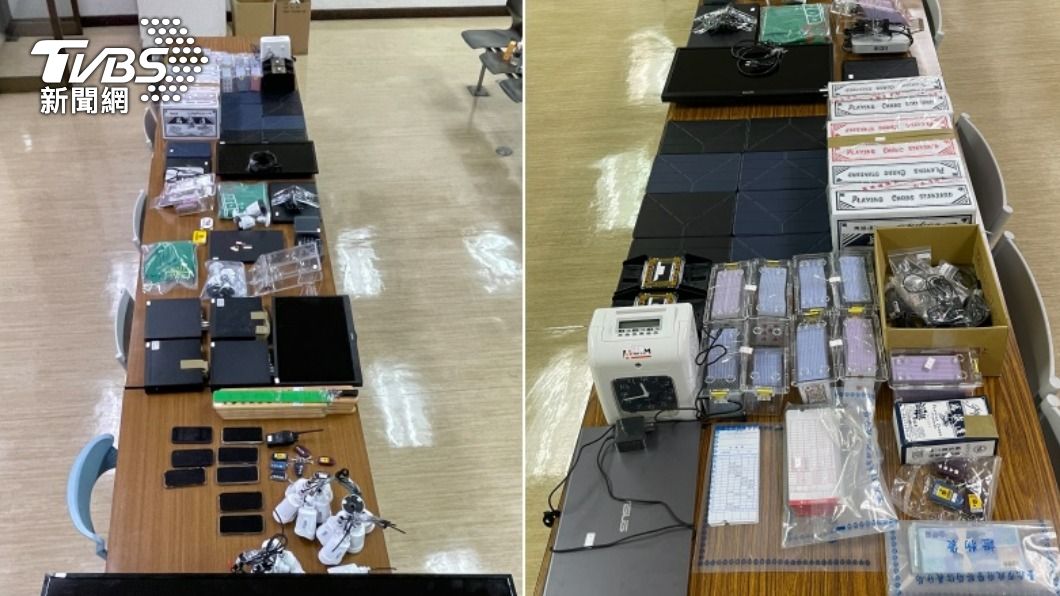 警方查扣賭金、賭具等等證物。（圖／TVBS）