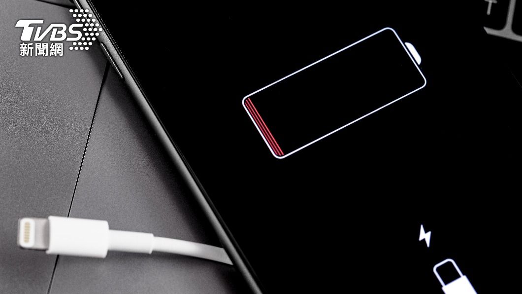 更新到iOS 16電量狂掉!苦主一片哀號 內行抖原因