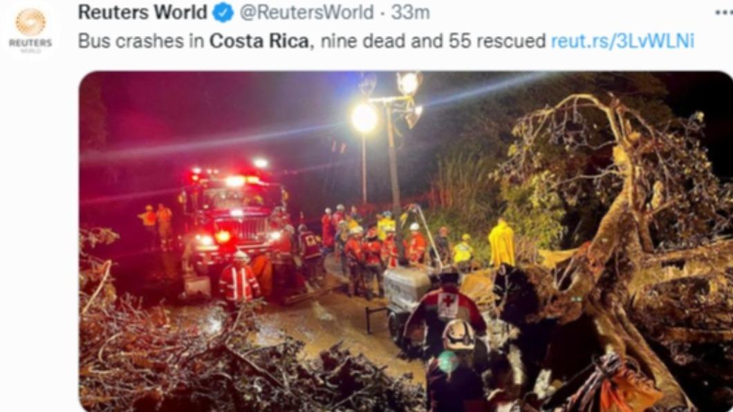 暴雨引發土石流!哥斯大黎加三輛車被沖墜谷 9死55傷
