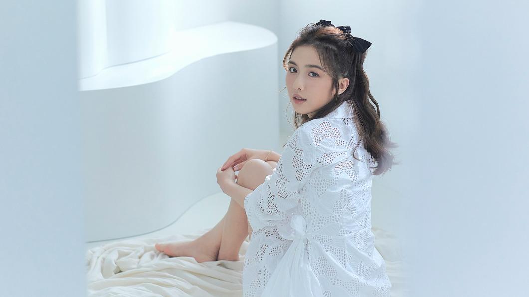 何思靜演出少女版「蘇慶儀」打開知名度。（圖／星空飛騰提供）