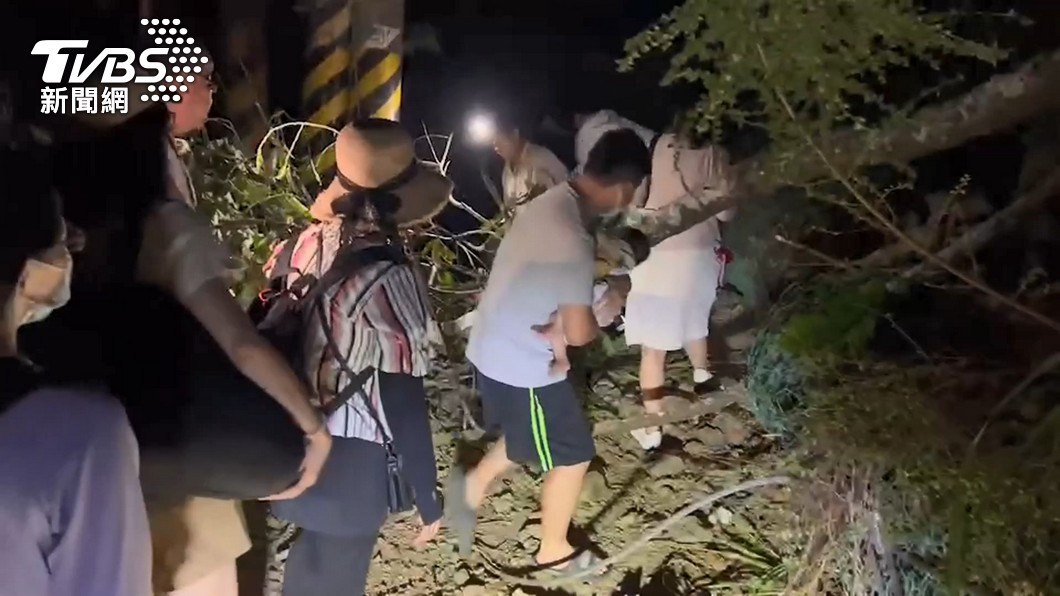 強震衝擊觀光!觀光局加碼「花東」國旅補助 每團可領1萬