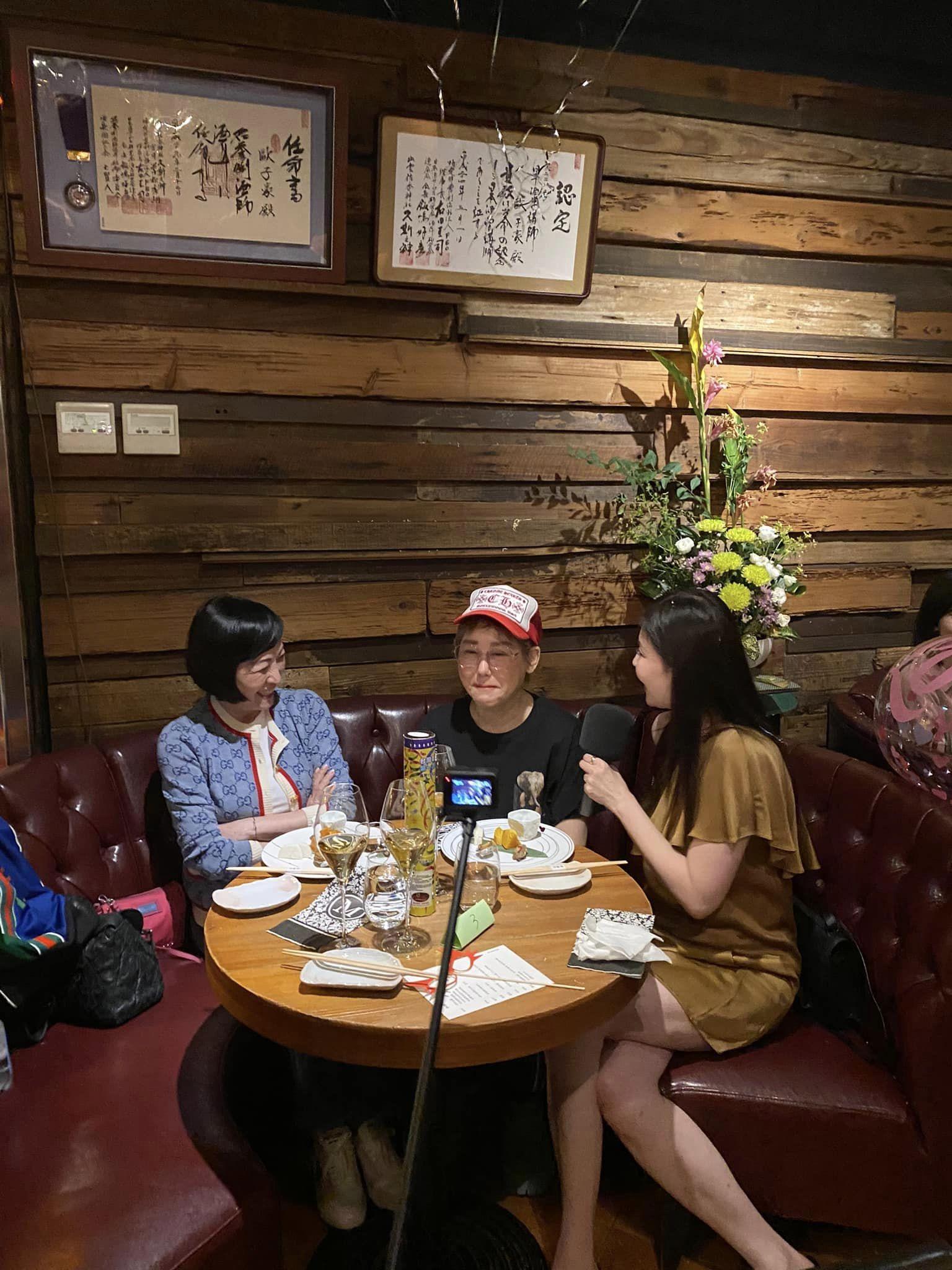 何如芸閨密團大咖雲集。（圖／翻攝自郁方臉書）