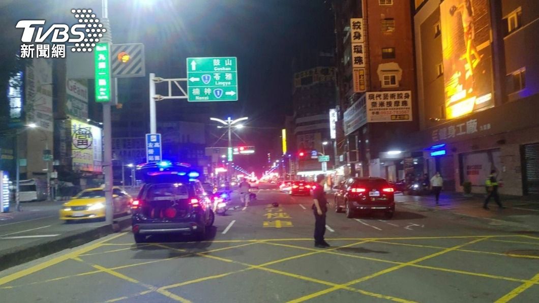 失智婦深夜離家！家人擔心追出　親眼目睹她遭撞飛亡