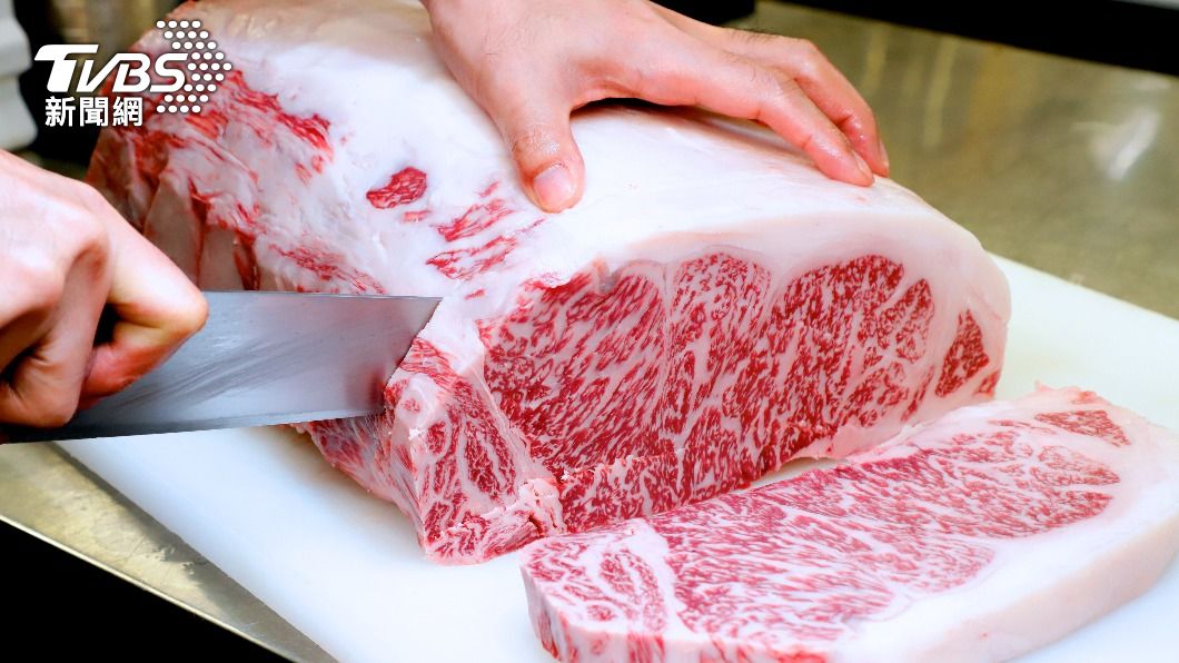 腐壞肉品氣味不良、有黏液。(示意圖/shutterstock達志影像)