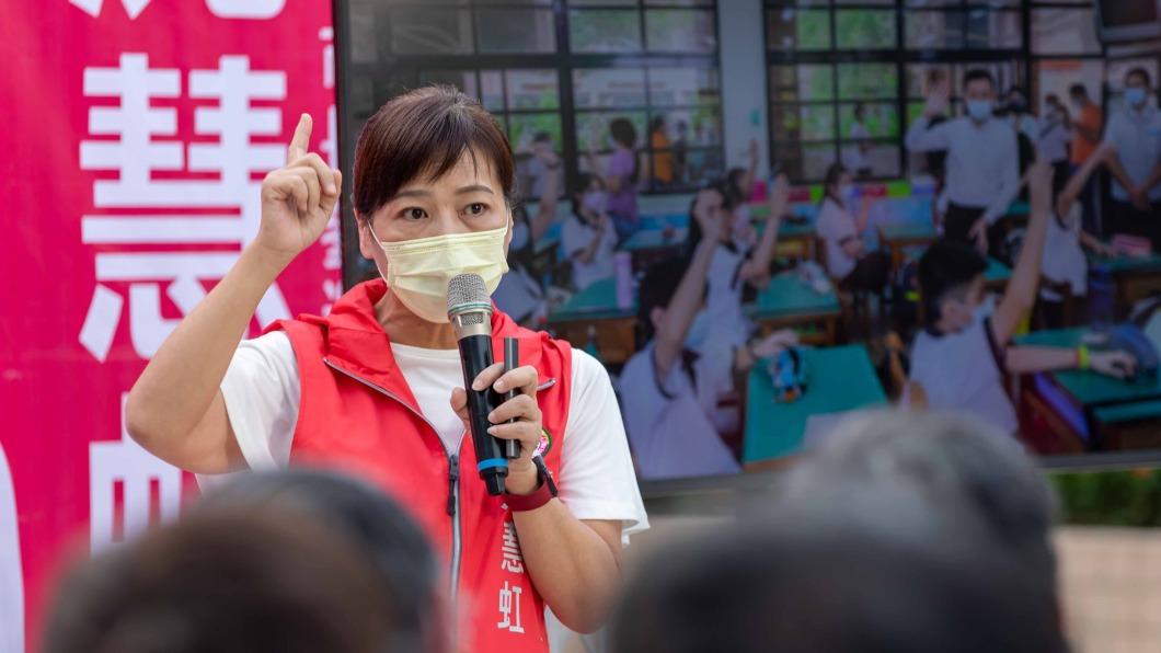 沈慧虹論文遭爆「非常不通順」!新竹正妹參選人:國中程度