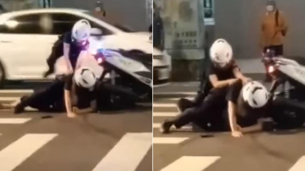 男拒檢狂逃!網酸女警「搞笑騎背」幫不上忙 警還原真相