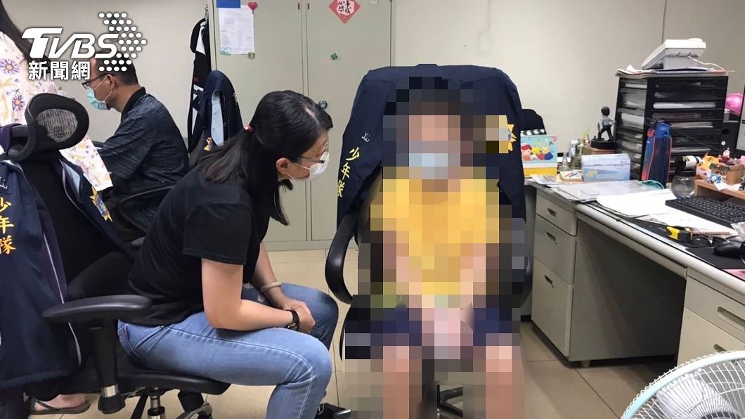 通緝犯夫婦到處躲 12歲兒被迫輟學「1年沒出門」