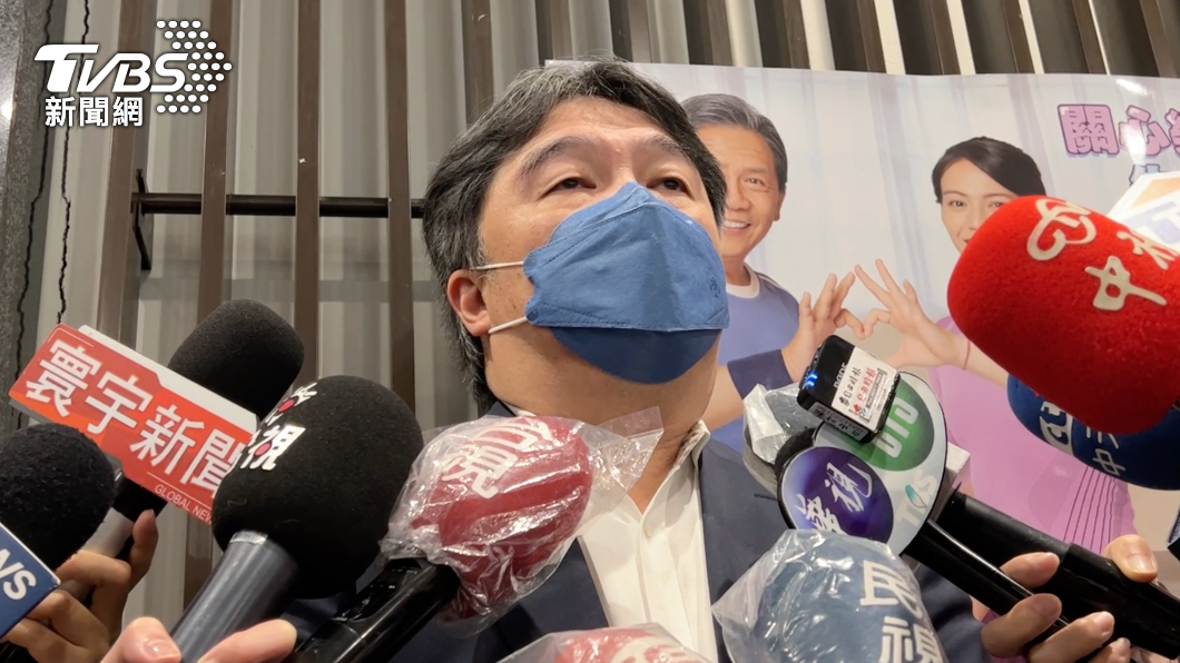 今日確診3萬9千例!連四天小幅下降 王必勝:觀察是否反彈