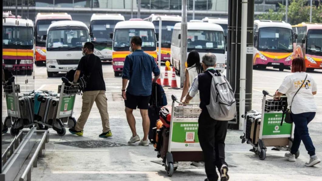 香港「0+3」掀市民報復性旅遊 赴日機票2度加價