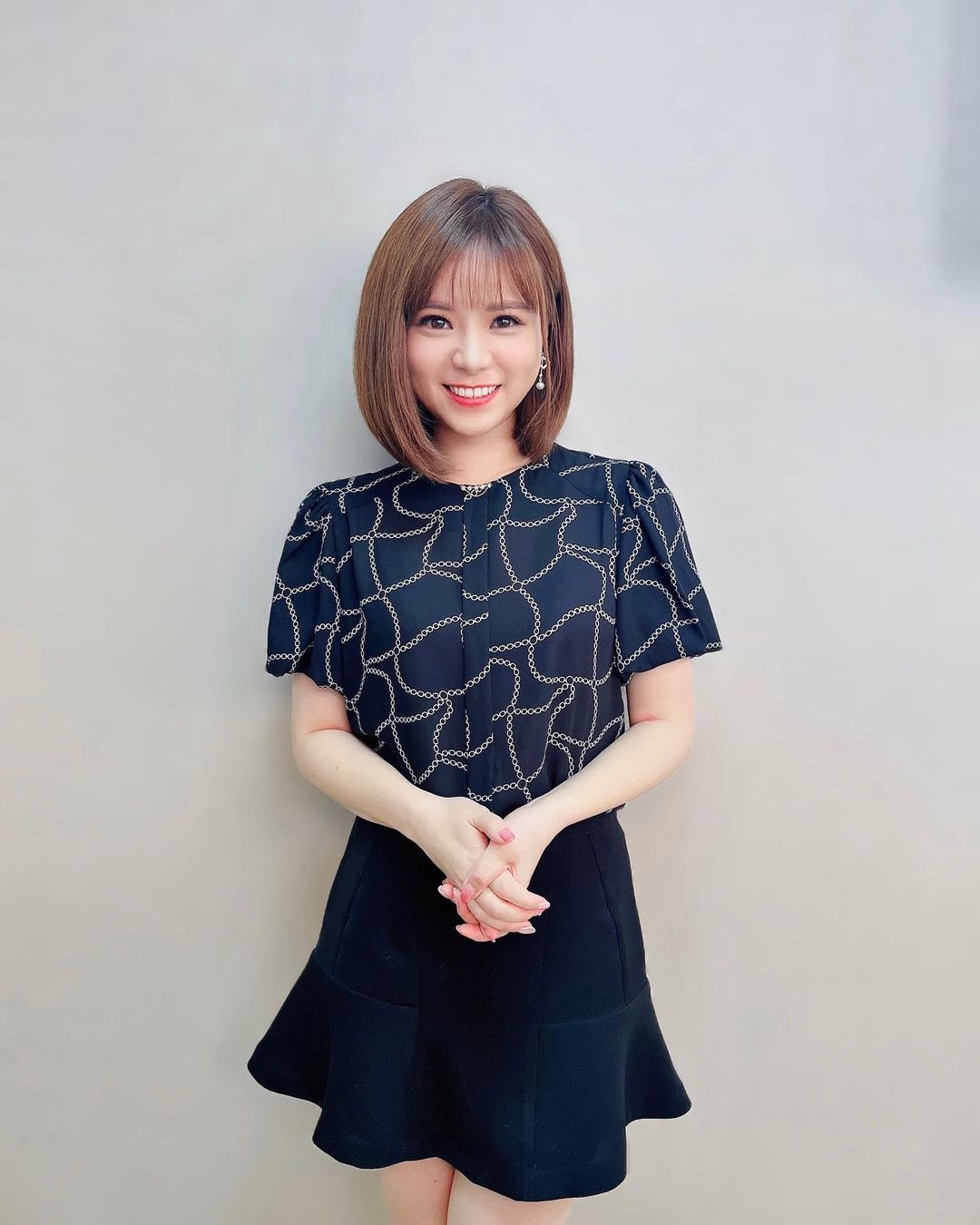 網友好奇李利貞真實長相。(圖/翻攝李利貞IG)