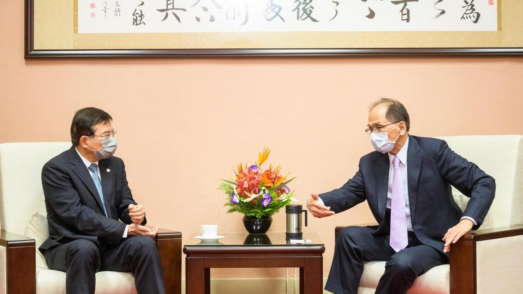 台捷直航有望!游錫堃樂觀其成:交通部、華航將加快研議