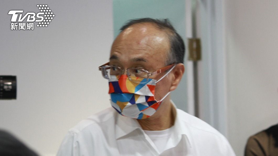 台北市教育局長曾燦金今早也請假出席黃珊珊記者會。(圖/TVBS)