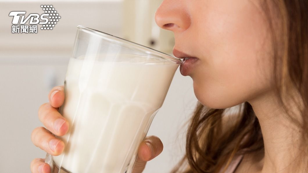 乳製品被口腔細菌分解後也會引起口臭。(示意圖/shutterstock達志影像)