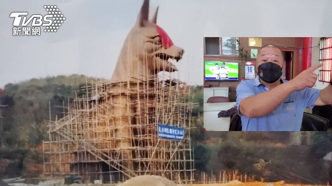 管理組長練瑞煙說，施工期間一名工人從犬像脖子高度墜落地面，竟只受輕微擦傷，實在太神奇。