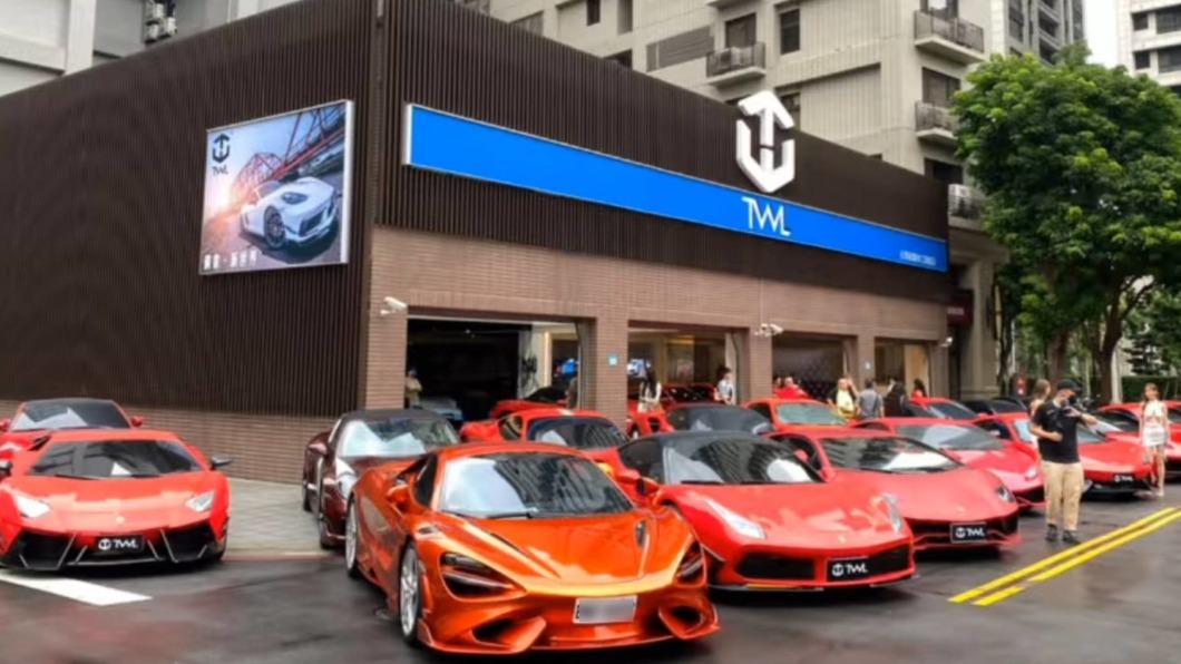 聚會當日共有43輛跑車,總值超過10億。(圖/翻攝自啟德機械起重工程-股公司臉書)