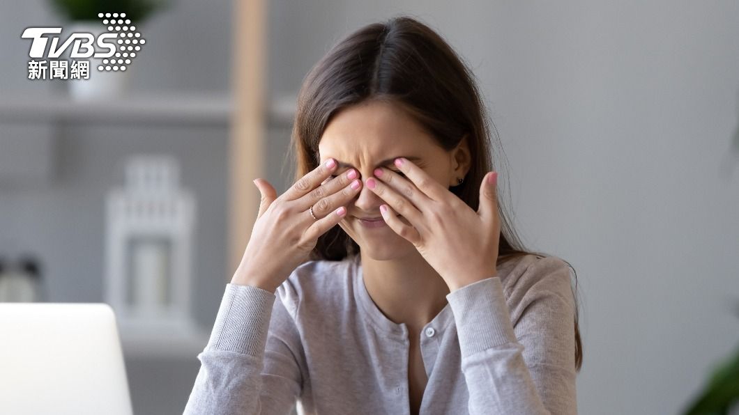 結膜下出血好發在乾眼症患者和服用抗凝血劑者。(示意圖/shutterstock達志影像)
