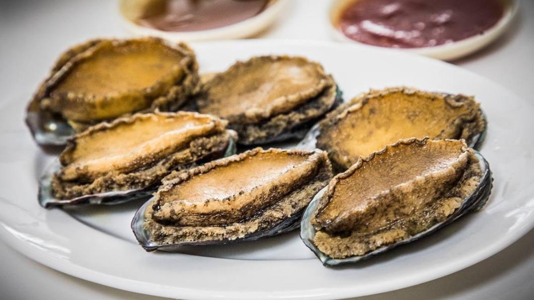 「阿文海鮮」食材非常新鮮。（圖／大手牽小手玩樂趣提供）