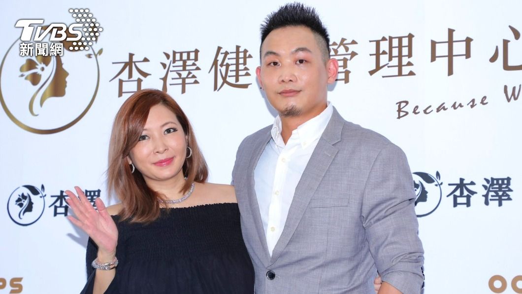 Makiyo懷胎9月激增23公斤孕肚現形! 老公送她數百萬診所