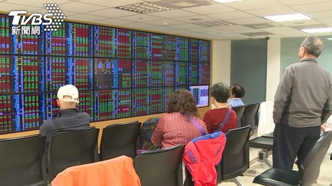為維持證券交易市場的秩序及穩定，金管會今（30）日宣布，將祭出兩大措施。（圖／TVBS）