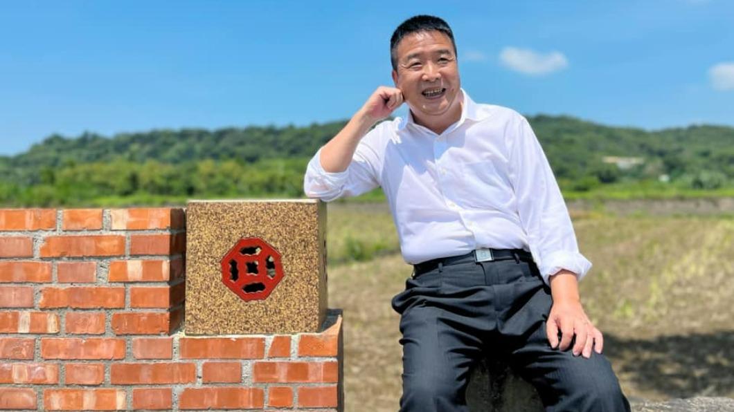 徐定禎走訪過至少三次苗栗的18鄉鎮市。(圖/翻攝自徐定禎臉書)