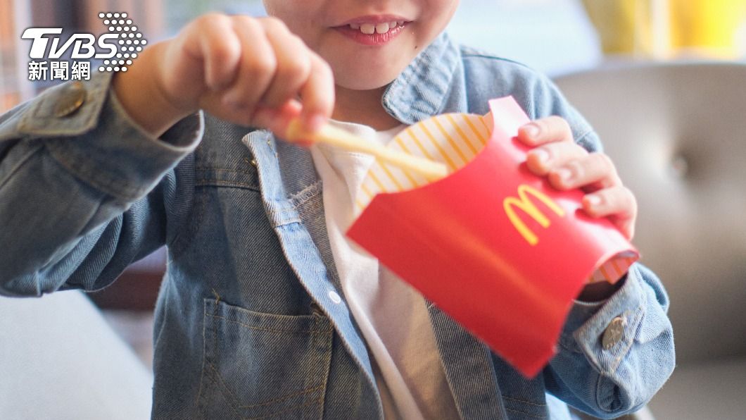 麥當勞是不少孩童的最愛。(示意圖,非當事人/shutterstock達志影像)