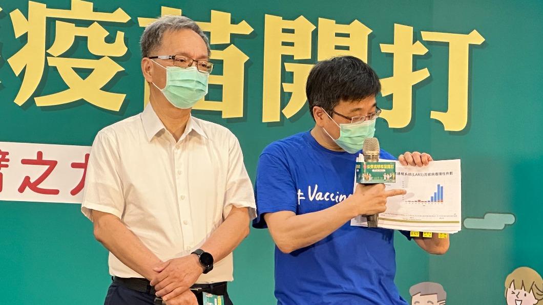 薛瑞元今出席疾管署記者會。（圖／TVBS)