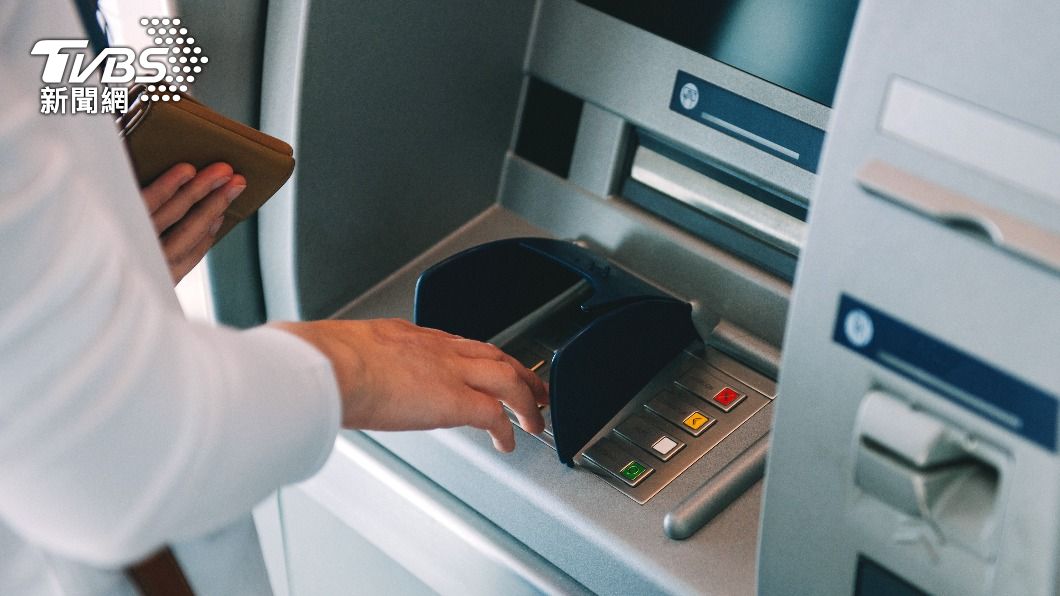半夜轉帳別白跑!今明凌晨ATM「暫停跨行服務」