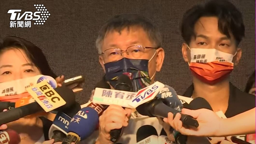 高虹安找林智堅政績拍照被酸 柯文哲:那陳時中都不能出門?