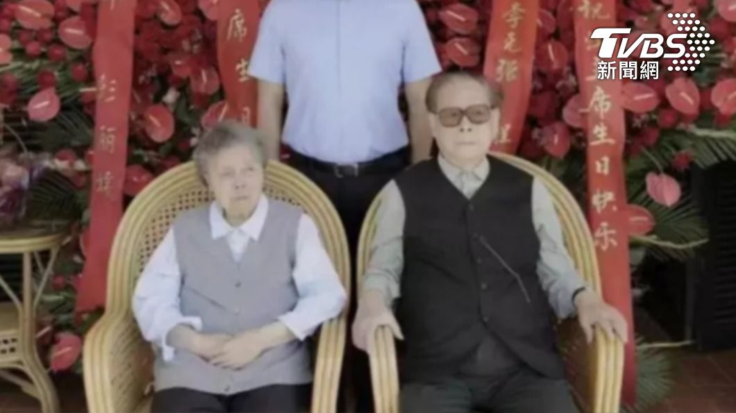 中共二十大前 陸網傳出96歲江澤民夫婦慶生照