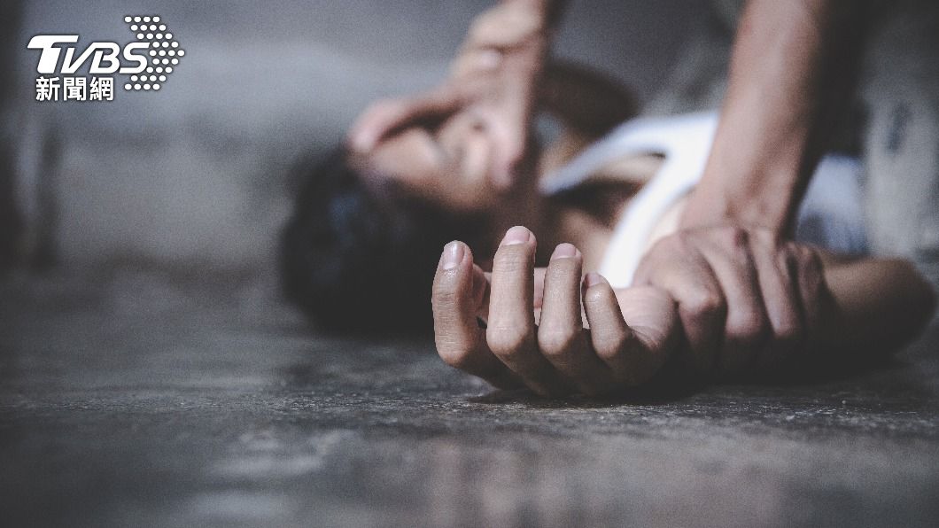 伊朗反頭巾示威再傳悲劇!2少女遭警察毆打致死
