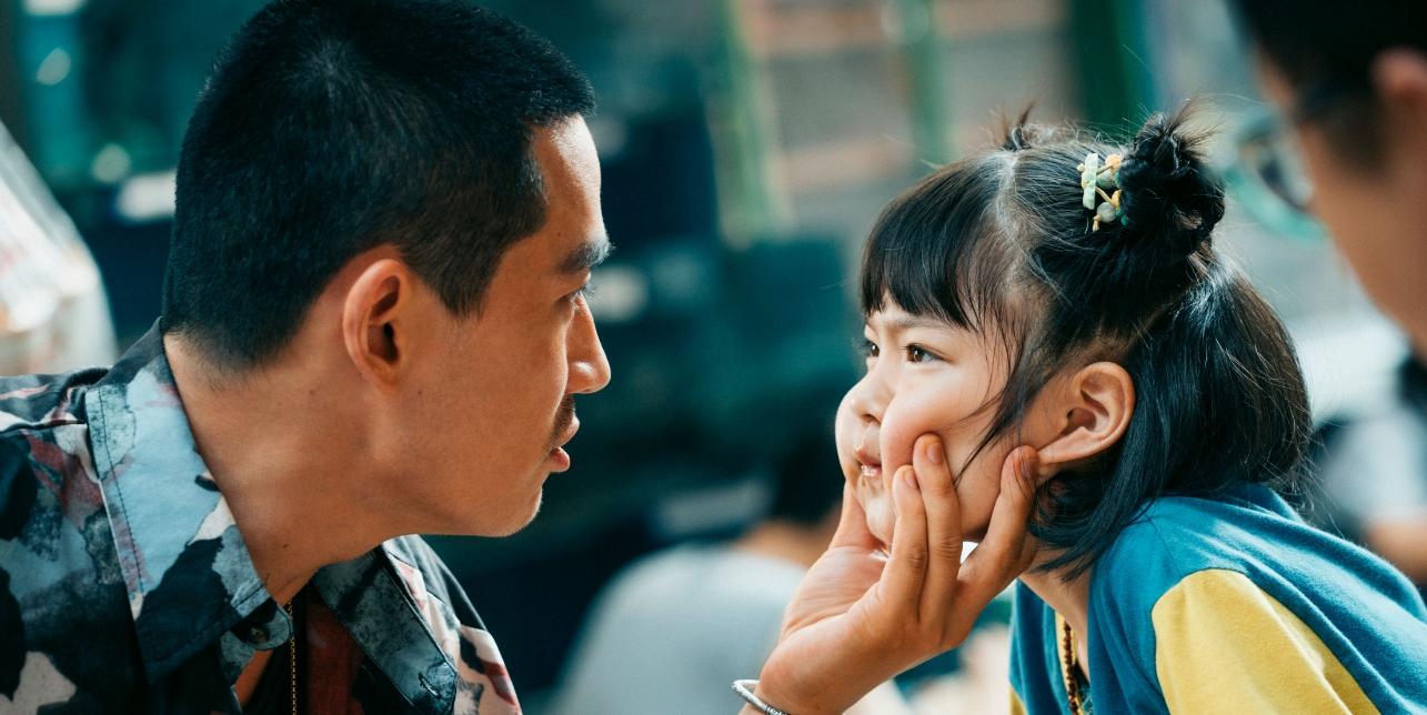 吸金77億陸片《人生大事》霸榜Netflix 朱一龍演活悲喜小人物