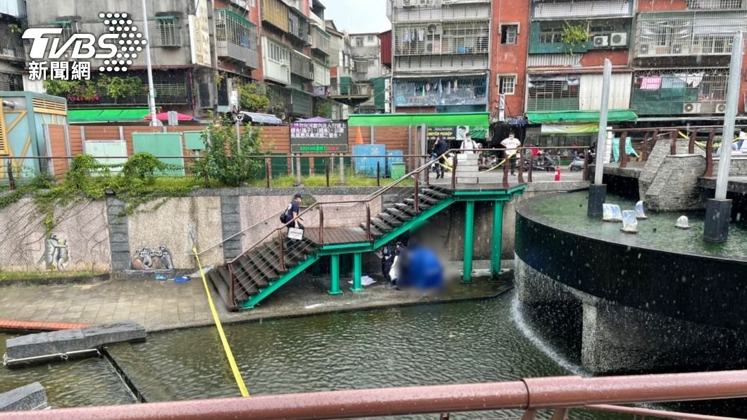 新莊中港大排清晨竄火光 驚見男子全身冒火燒成焦屍
