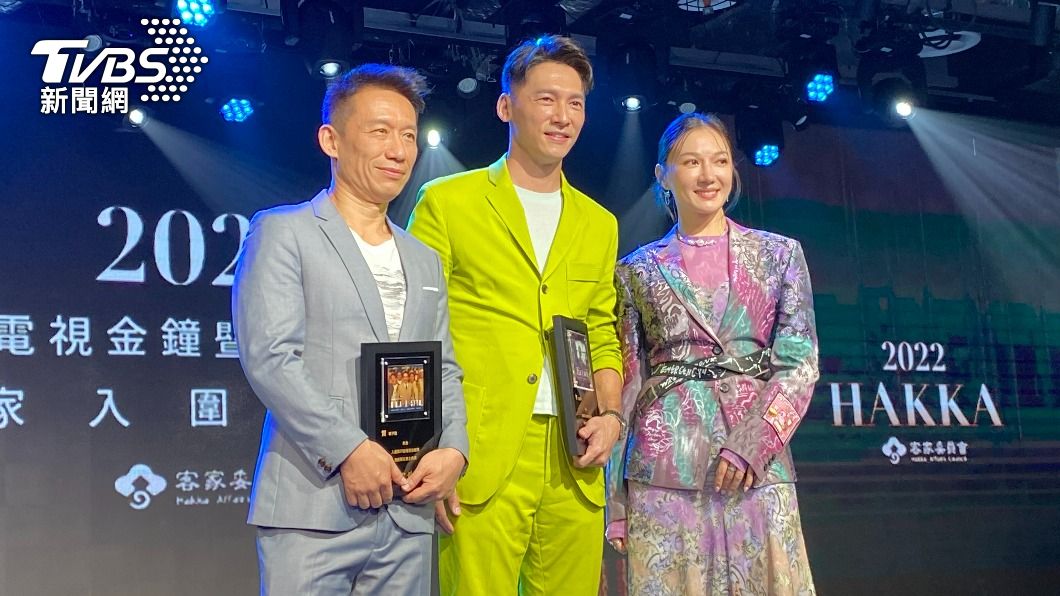 首同台緋聞對象李杏!温昇豪自認倒楣 笑喊:下次待久一點