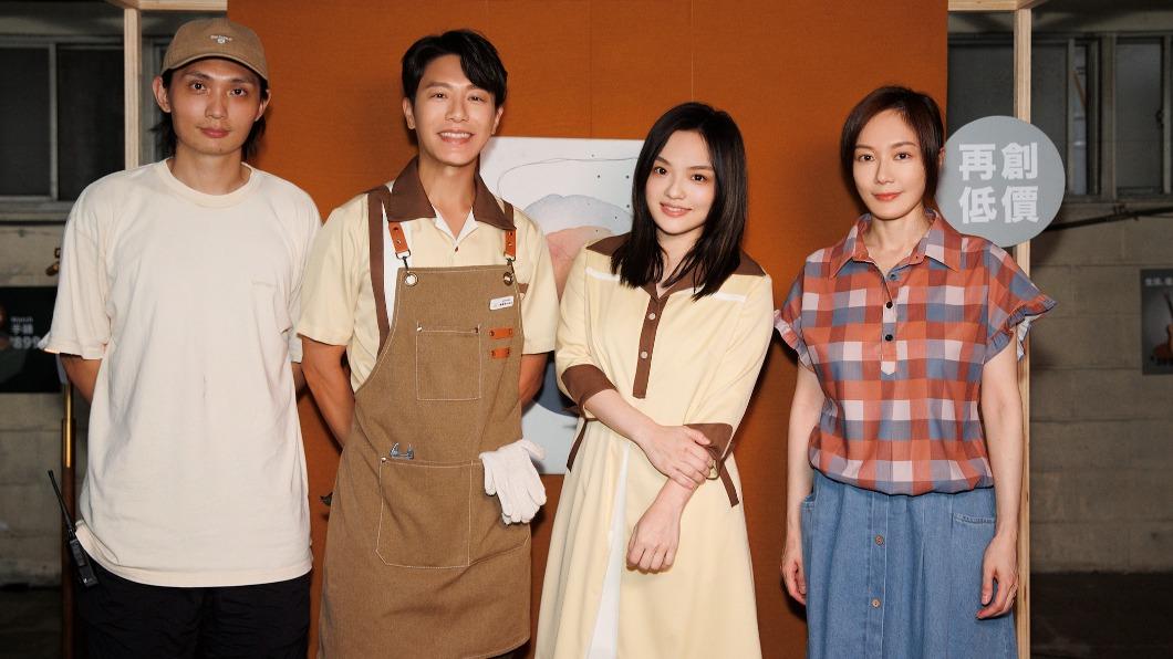 韋禮安〈不得不〉找來徐佳塋合唱,並請到殷振豪執導MV、尹馨演出。(圖/The Orchard提供)