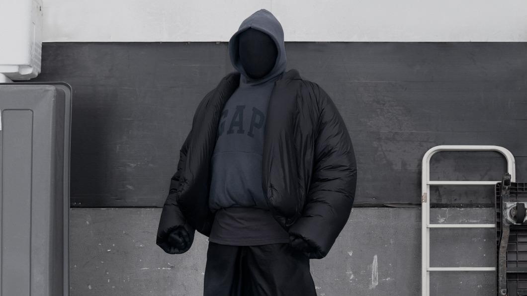 YEEZY GAP x BALENCIAGA 聯名款式。(圖/業者提供)