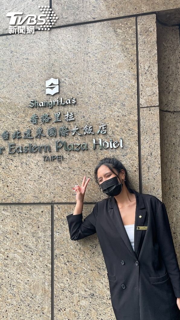 Jennifer 返台後擔任國際酒店行銷公關部副理。(圖/Jennifer提供)