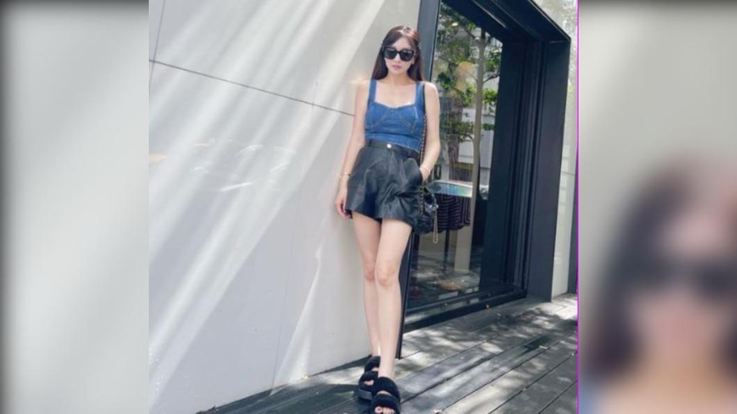 Grace大秀魔鬼身材。(圖/翻攝自Grace IG)
