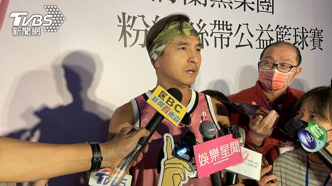 王少偉出席公益籃球賽。(圖/謝佩樺攝)