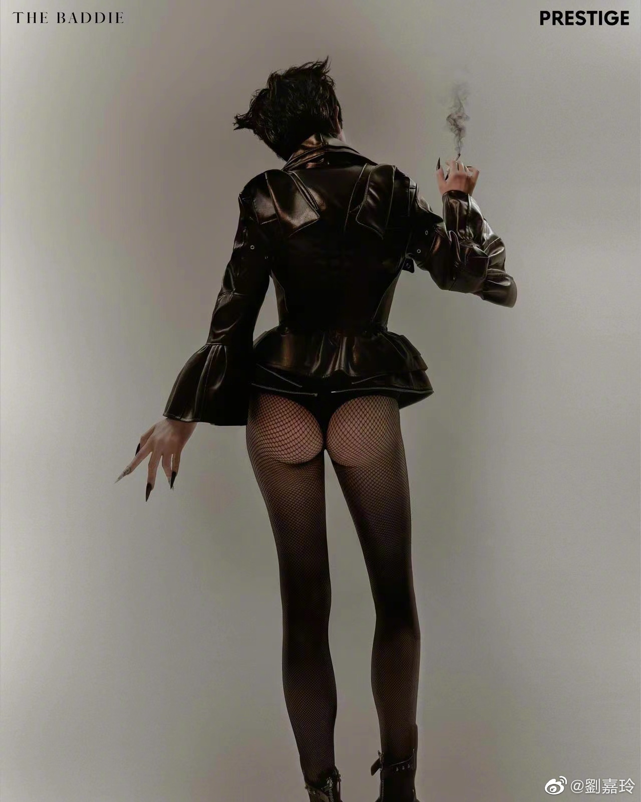 劉嘉玲臀形完美。（圖／翻攝自劉嘉玲微博）
