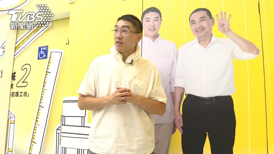 謝國樑接受《TVBS新聞網》專訪。(圖/TVBS)