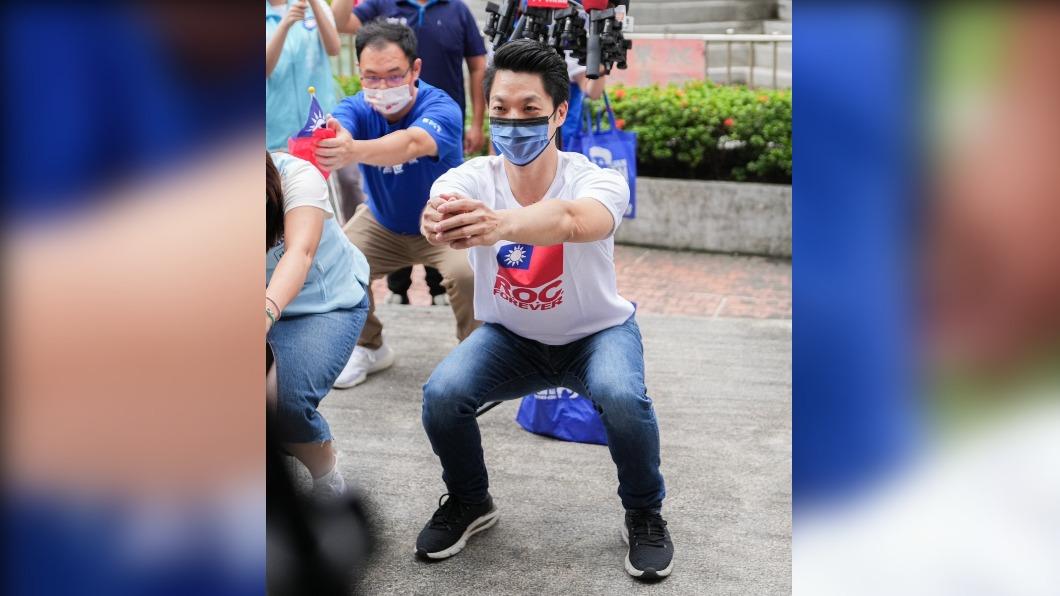 每天吃吃吃 3動作在家做「避免春節過完胖3斤」
