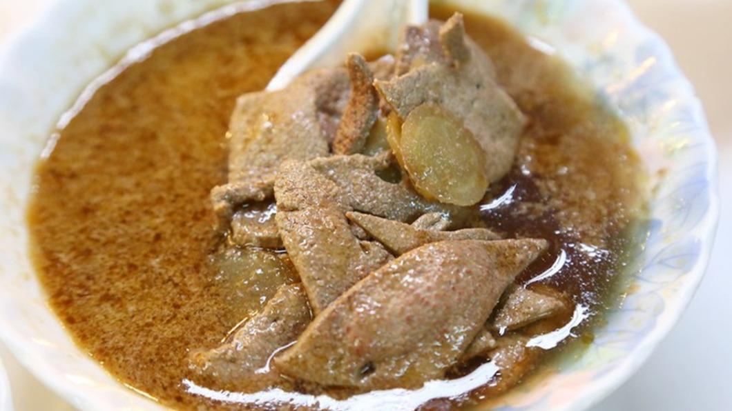 「麻油豬肝」豬肝薄又嫩，加上香氣十足的麻油與淡淡酒香。（圖／陳小可的吃喝玩樂提供）