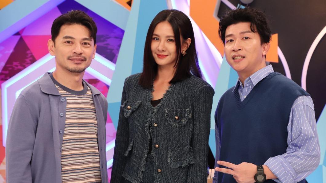 節目主持人阿Ken(左起)、安心亞和張立東。(圖/中天提供)