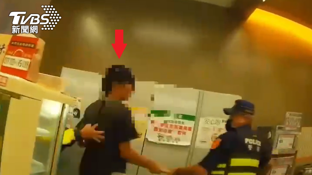 真囂張!砸窗闖民宅偷菜刀還沿路揮 男超商吃霸王餐遭逮