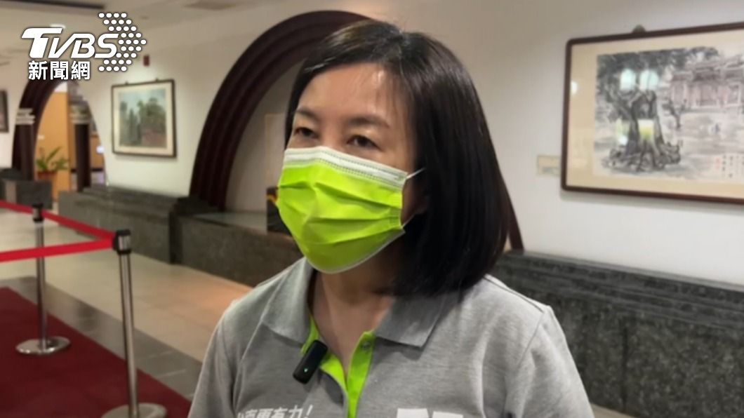 黃偉哲競選總部發言人邱莉莉。(圖/TVBS)