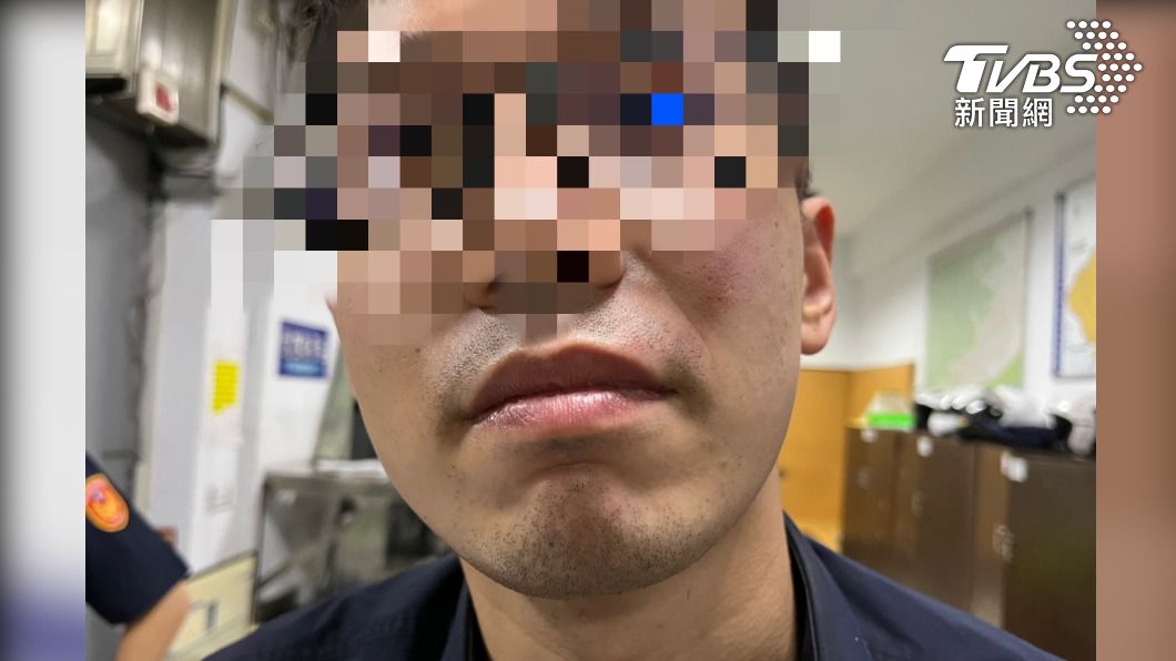 上個月才拿菜刀追逐高中生！男又衝派出所攻擊員警遭逮捕