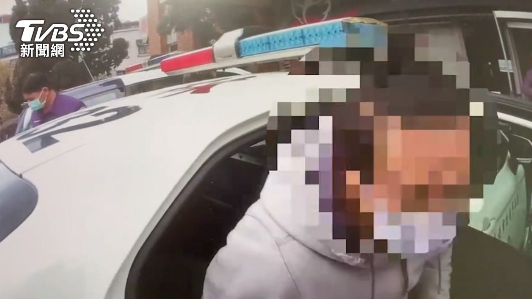 又被抓!大馬歌手丘沁偉再被楊實秋子舉報吸毒 狼狽遭逮