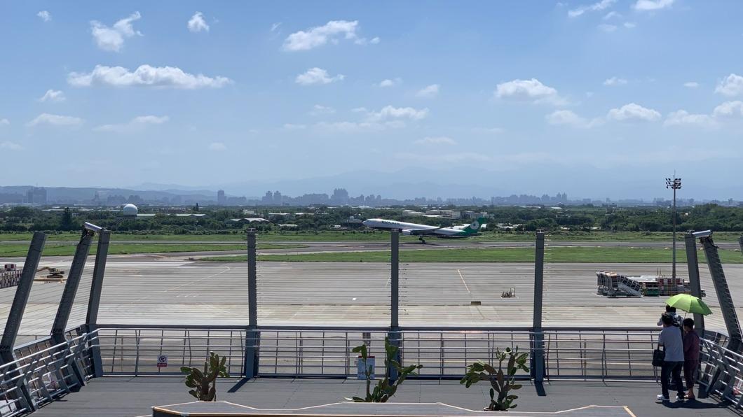桃園機場觀景台恢復疫情前開放時間為6時30分至22時30分。。(圖/桃園機場公司提供)