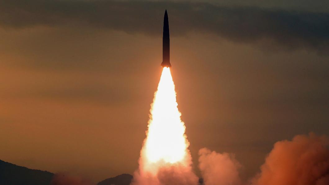 北韓於9月25日至10月9日,舉行為期14天的「戰術核武器部隊訓練」。(圖/翻攝自 推特@nknewsorg)