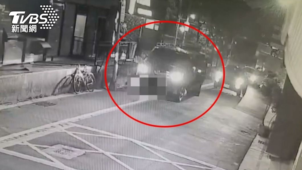 違規停車車輛。(圖/TVBS)